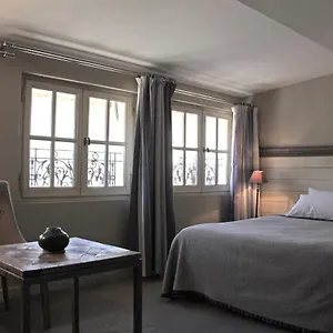 3* Hotell De L'amphitheatre